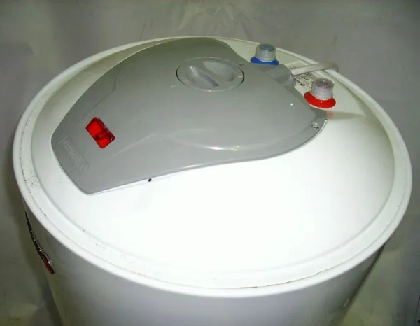 Водонагреватель Thermex ES 40 V