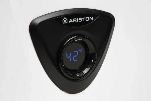 Водонагреватель Ariston Fast EVO C 11